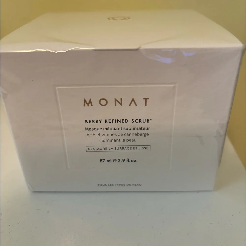 NEW Monat Berry Refined Scrub Perfecting Exfoliator Mask 2.9oz 87ml - Picture 3 of 5